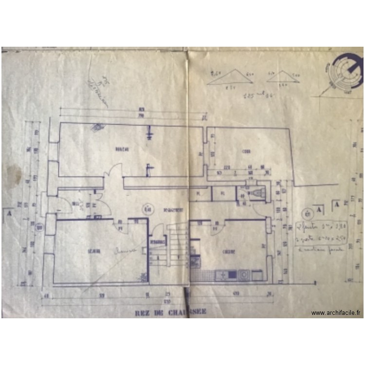 RDC plan original. Plan de 0 pièce et 0 m2