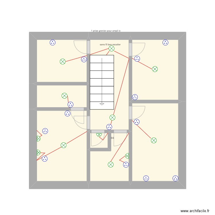 petit etage. Plan de 8 pièces et 21 m2