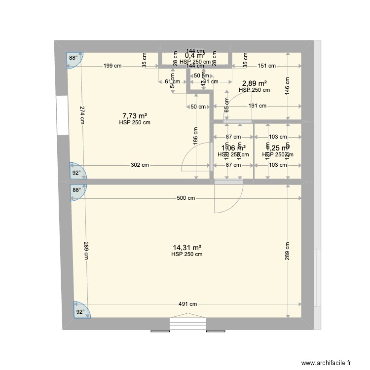 Le Grand Buat : Petite maison. Plan de 0 pièce et 0 m2