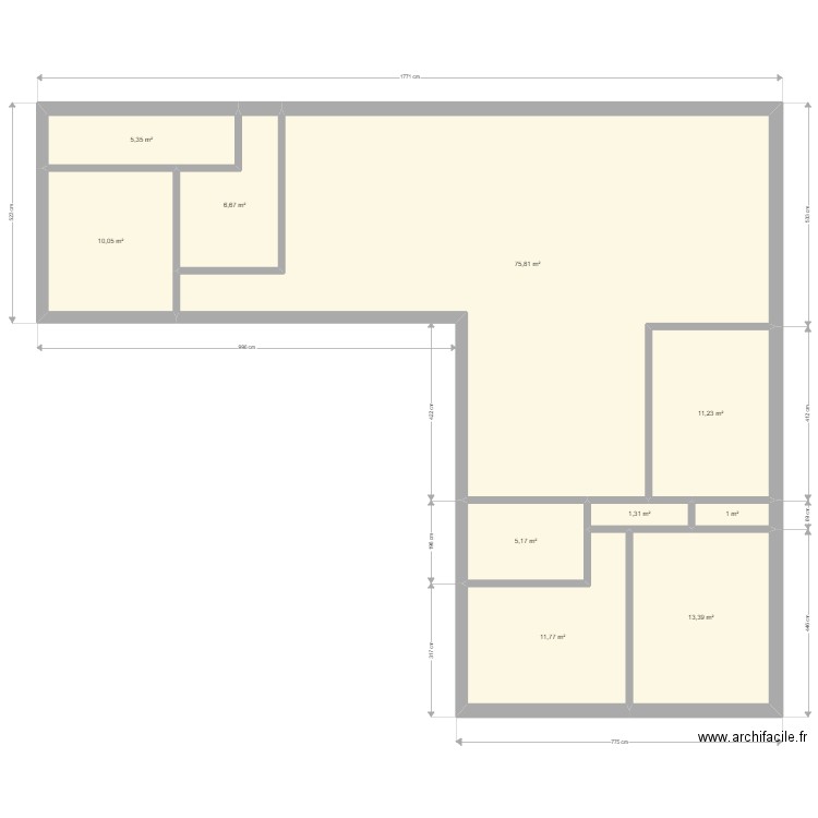 News TP30210. Plan de 10 pièces et 142 m2