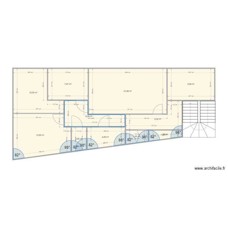 logement. Plan de 11 pièces et 85 m2