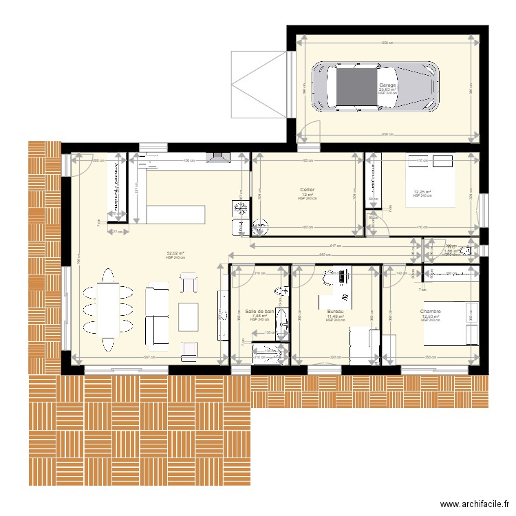 Maison 3. Plan de 8 pièces et 135 m2