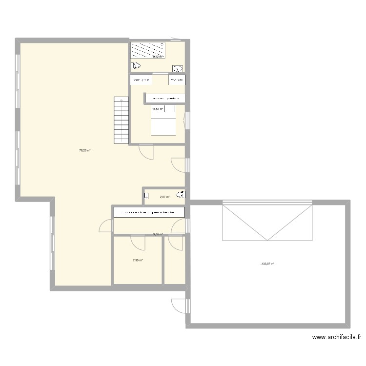 Dorli. Plan de 7 pièces et 170 m2