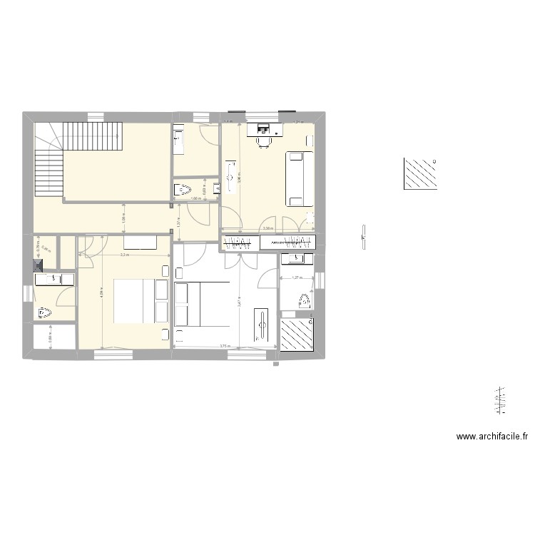 1er etage suite essai. Plan de 8 pièces et 59 m2