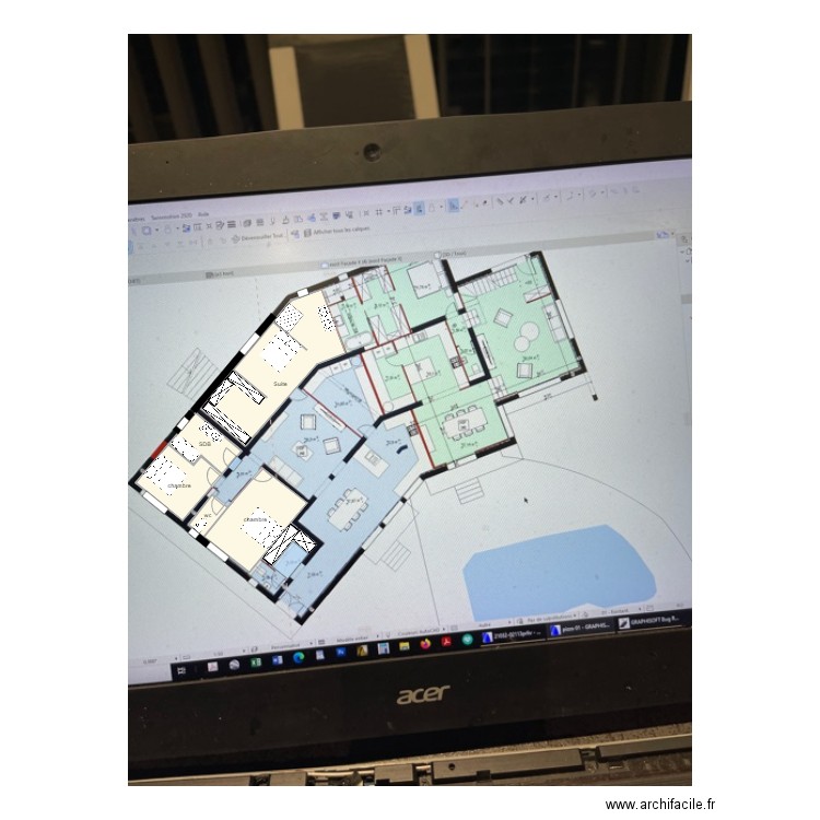 Plan Cabriès RDC. Plan de 5 pièces et 18 m2