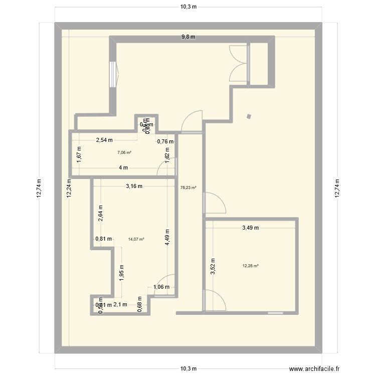 Sarlat 1et. Plan de 4 pièces et 153 m2