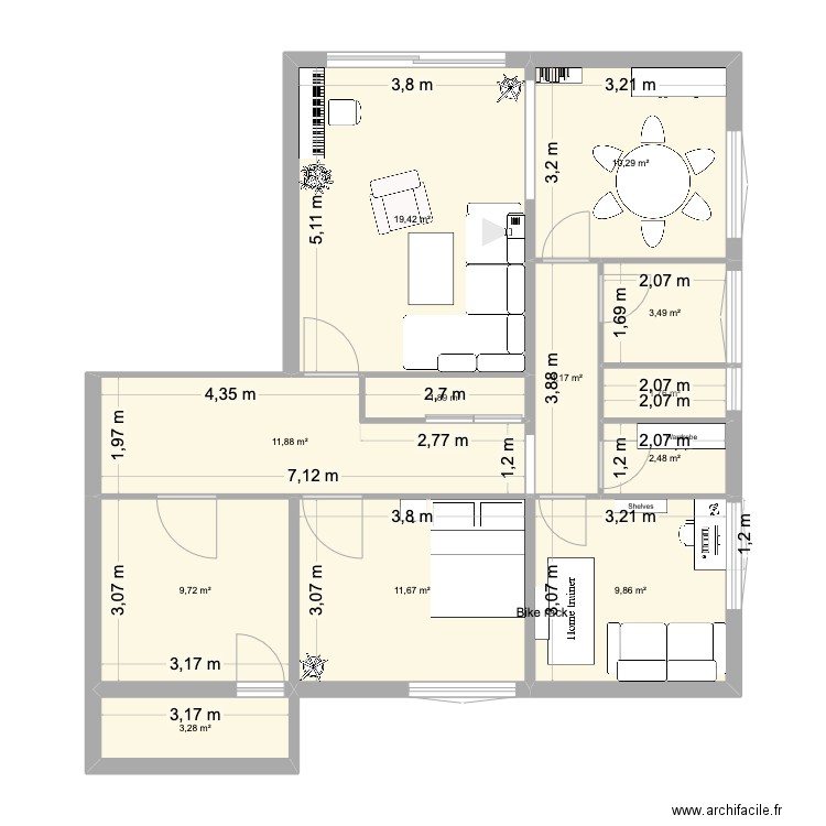 Annecy le Vieux. Plan de 12 pièces et 90 m2