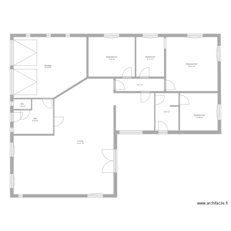 Loïc beneden. Plan de 0 pièce et 0 m2