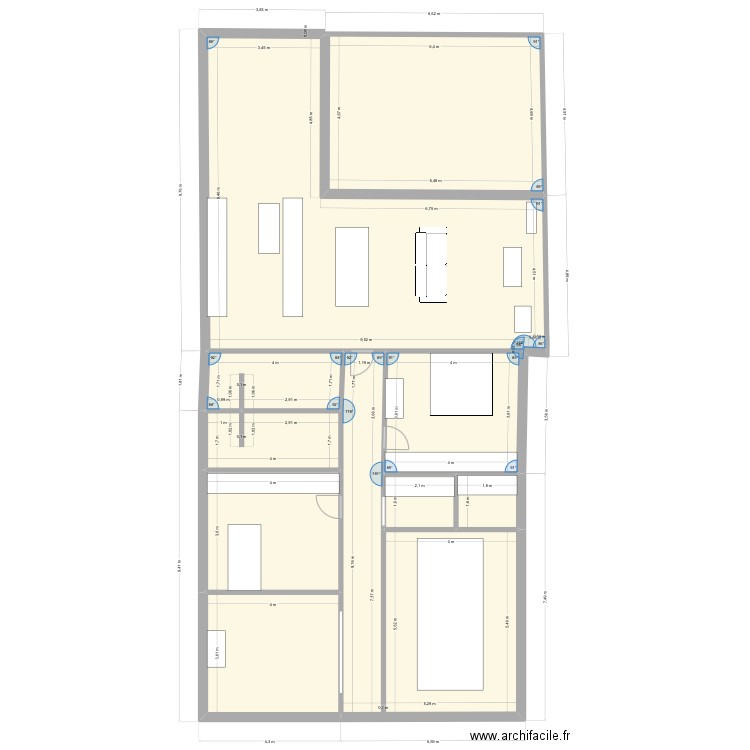 DERNIER PLAN. Plan de 10 pièces et 191 m2
