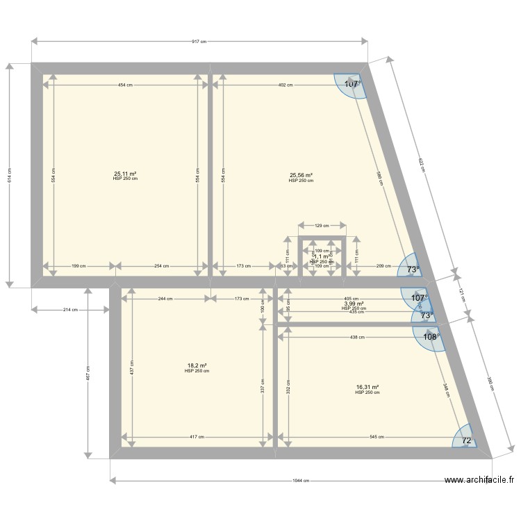 Bertrand. Plan de 6 pièces et 90 m2