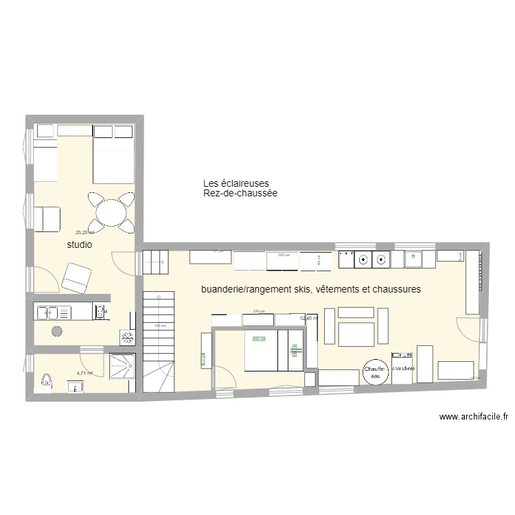 Les éclaireuses - Rez-de-chaussée. Plan de 3 pièces et 82 m2