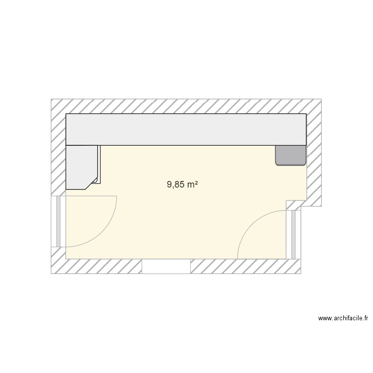 bureau bas. Plan de 1 pièce et 10 m2