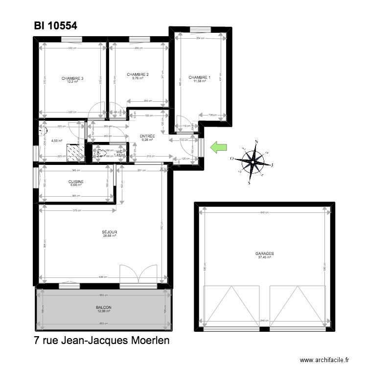 BI 10554. Plan de 11 pièces et 135 m2