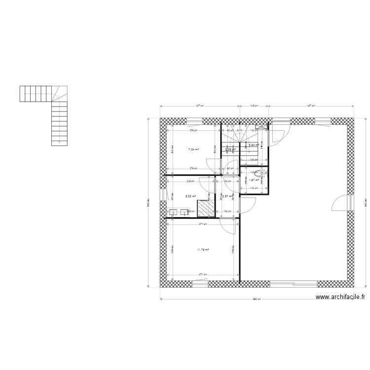 Extension. Plan de 8 pièces et 72 m2