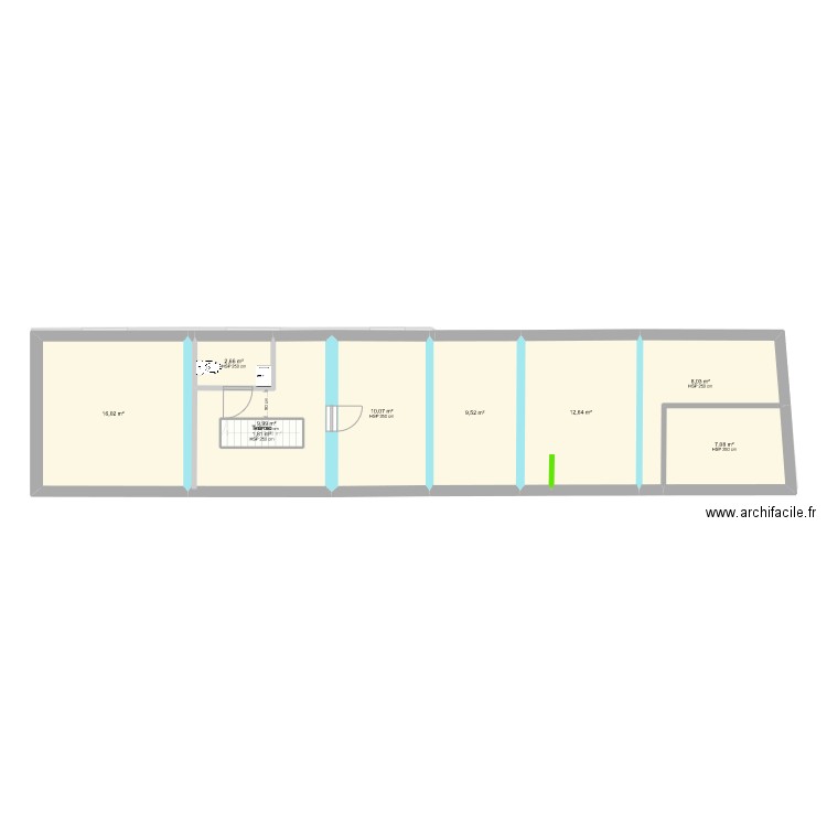 Projet 13 escalier droit centré. Plan de 17 pièces et 155 m2