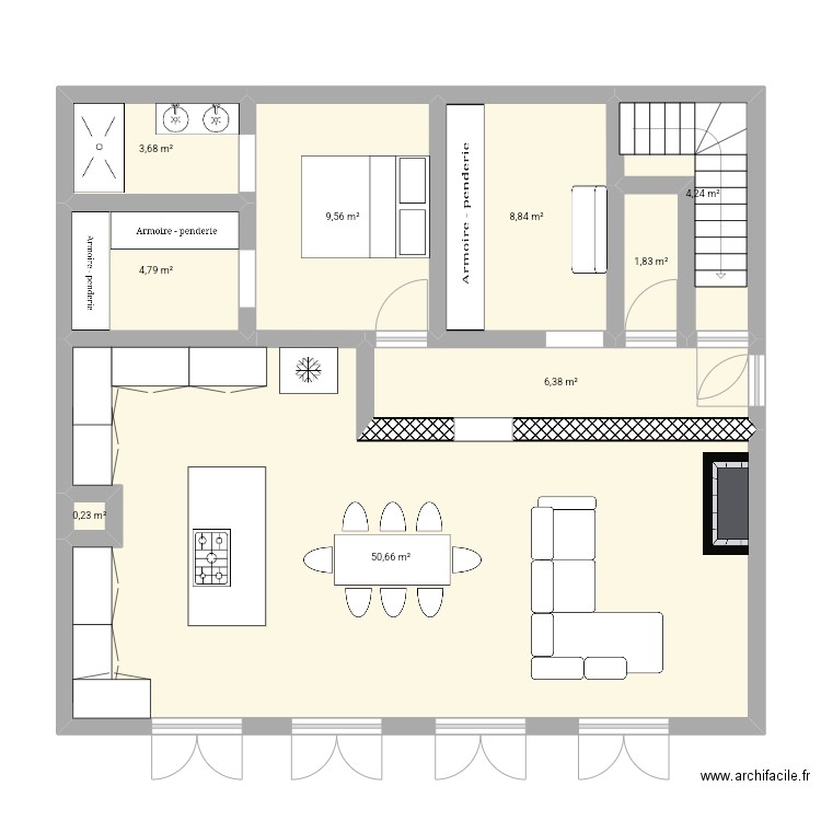 Oinville. Plan de 9 pièces et 90 m2