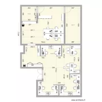 Bureau 9 comptoir 4 porte gauche ouvert