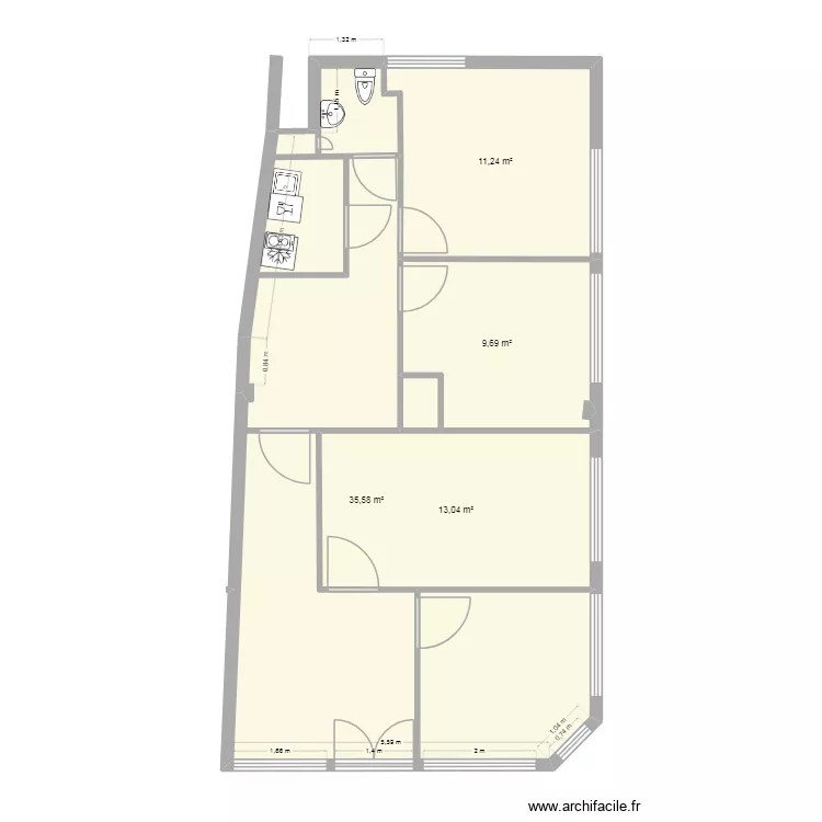 Local commercial - V5. Plan de 4 pièces et 70 m²