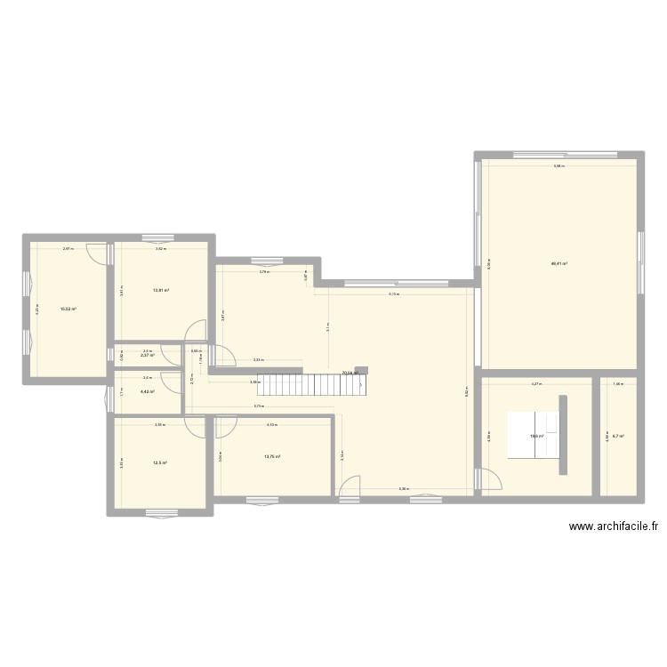 yvrac V2. Plan de 15 pièces et 267 m2