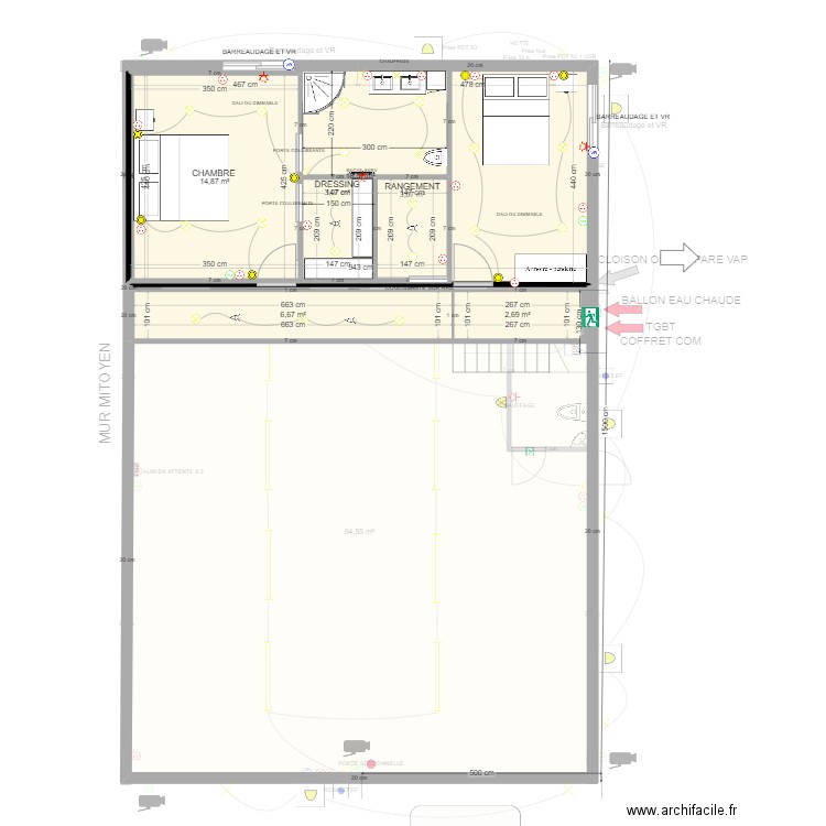BÂTIMENT BENAIS 2 ESQUISSE 1. Plan de 9 pièces et 206 m2