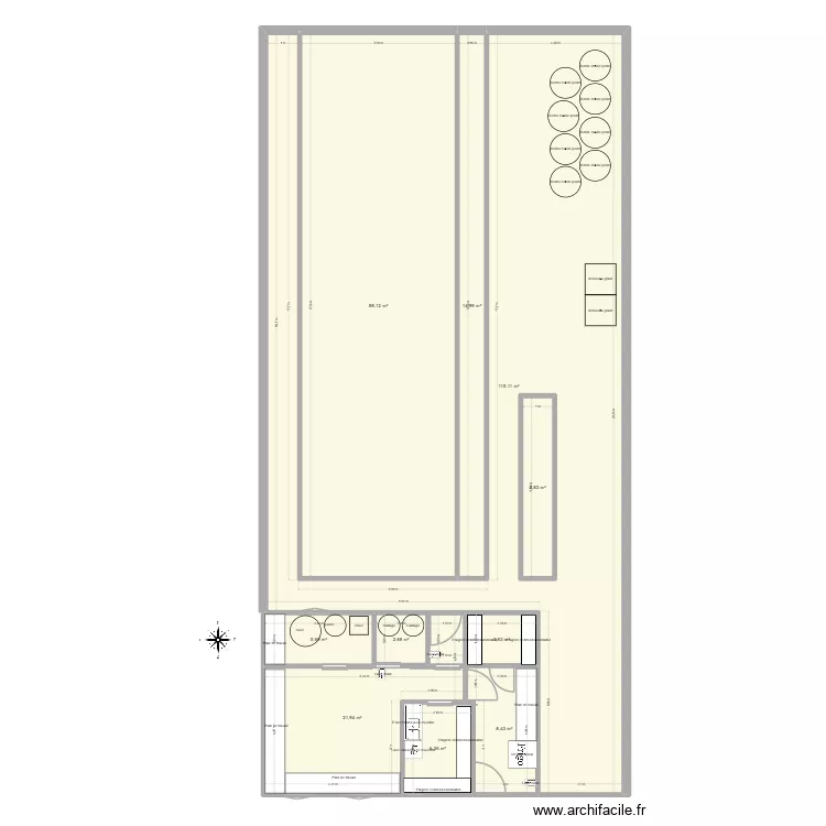 Fromagerie avec bungalow. Plan de 10  et 280 m²