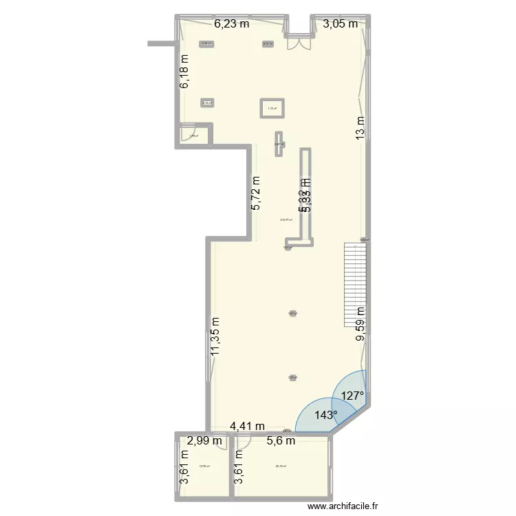 260337. Plan de 15  et 257 m²