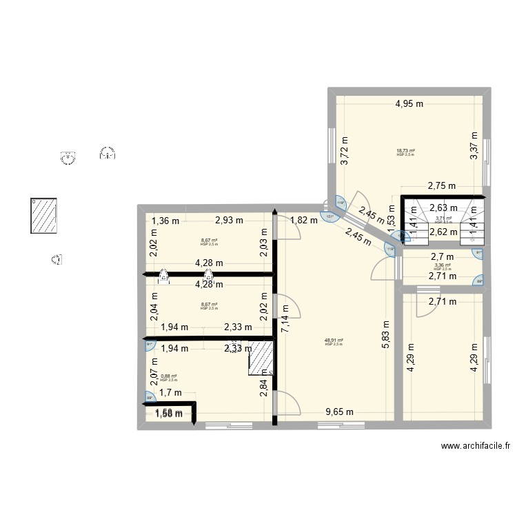 bur 2. Plan de 7 pièces et 93 m2