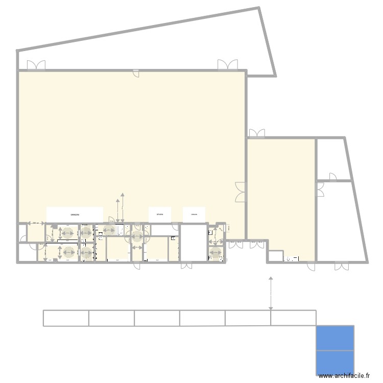 GYMNASE MERCUROL. Plan de 32 pièces et 1231 m2