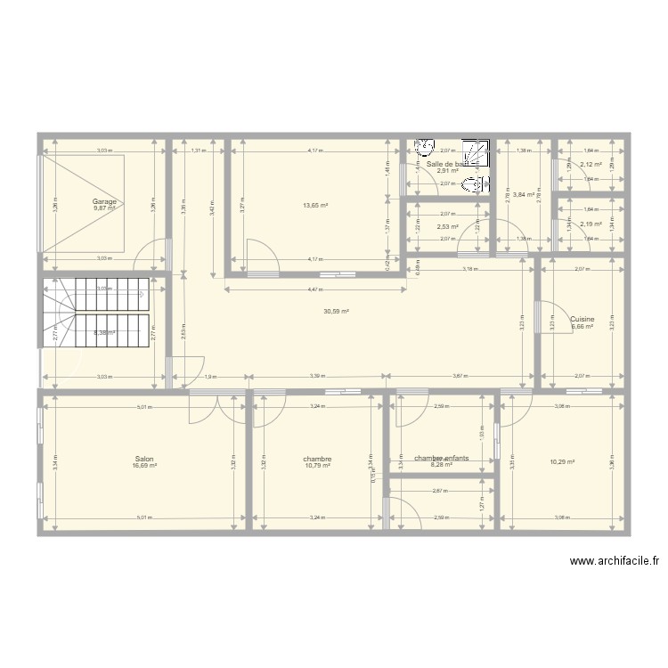 1er project. Plan de 14 pièces et 129 m2