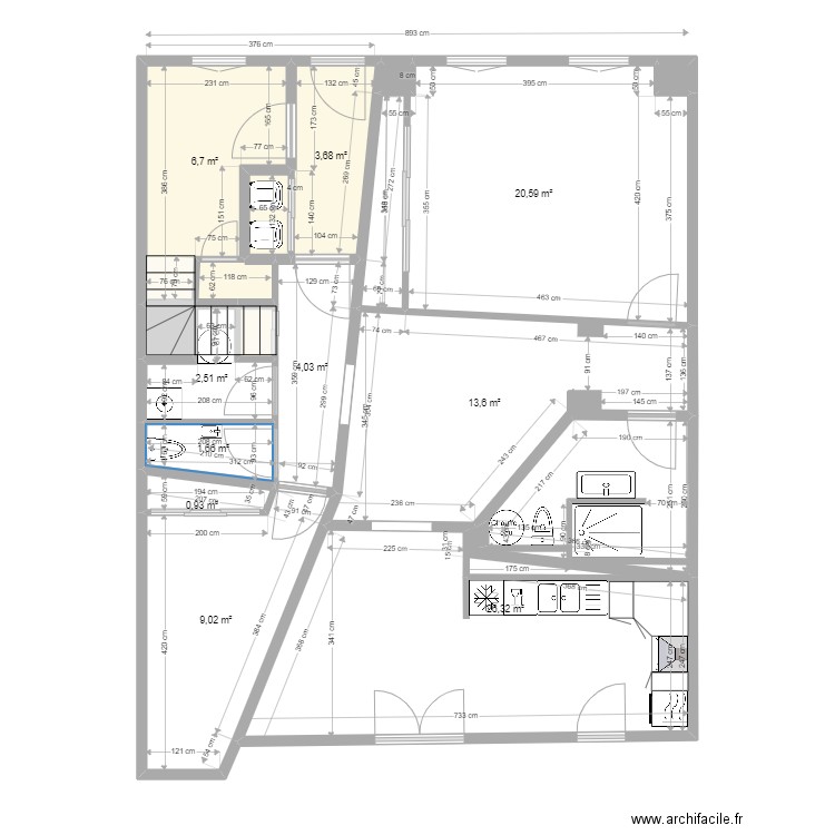 boetie bas. Plan de 16 pièces et 92 m2