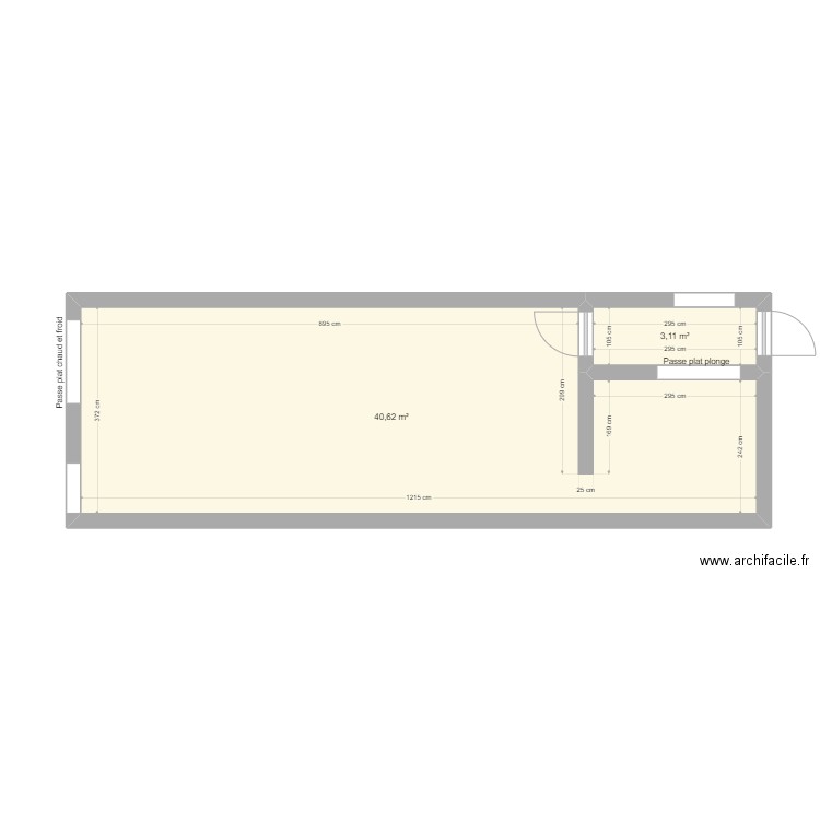 ALIVI - Plan cuisine vide. Plan de 2 pièces et 44 m2