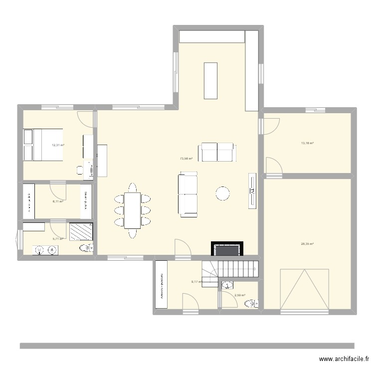 maison id. Plan de 8 pièces et 151 m2