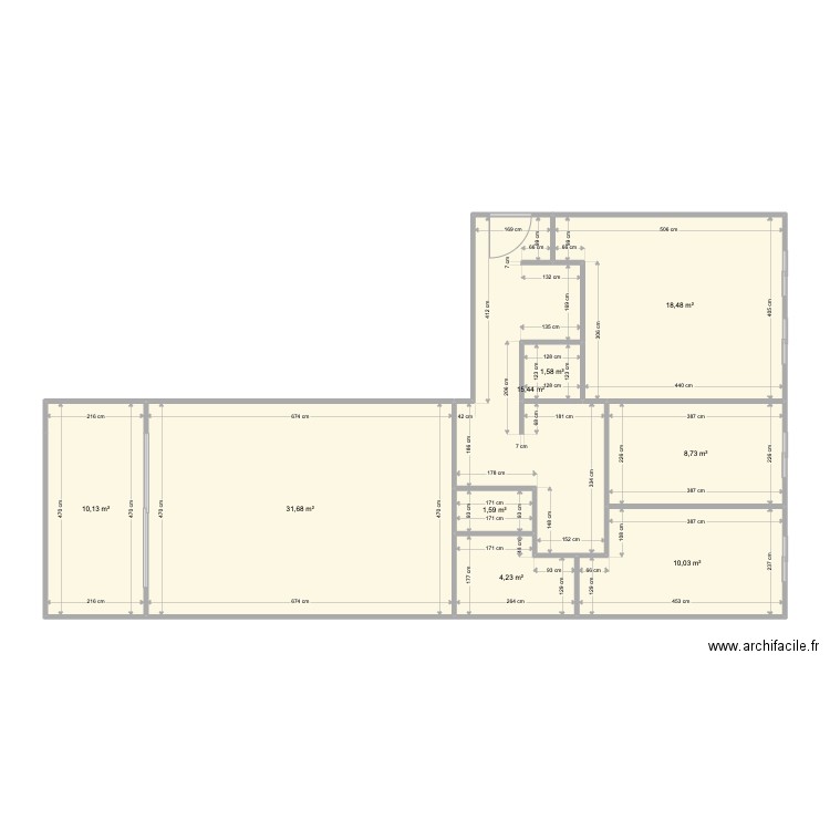 Santa Barbara 92m2. Plan de 9 pièces et 102 m2