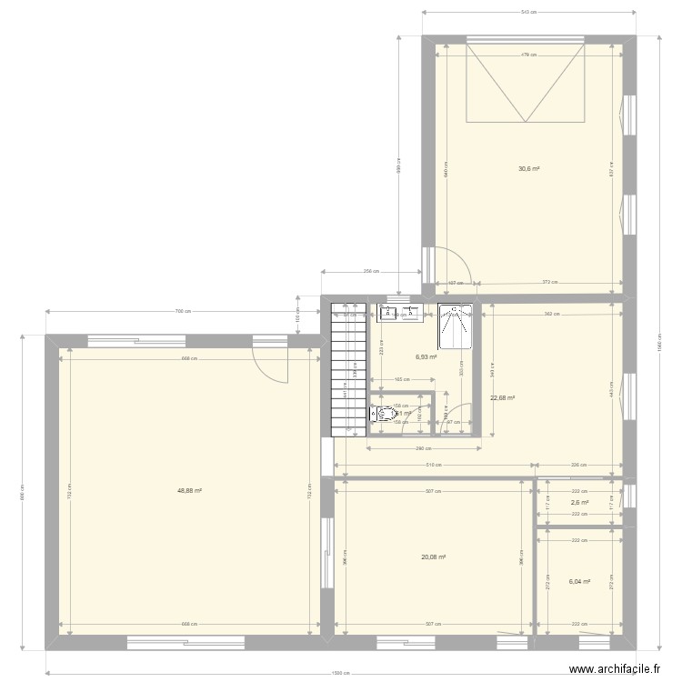 rez de chaussé. Plan de 8 pièces et 139 m2