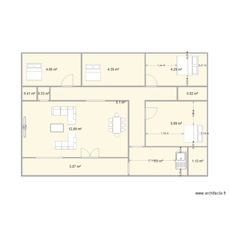 fane. Plan de 12 pièces et 46 m2