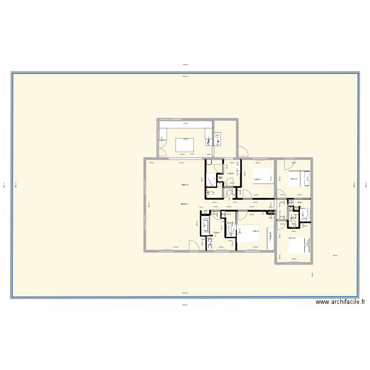 maison 2 tam salle de bain. Plan de 13 pièces et 740 m2