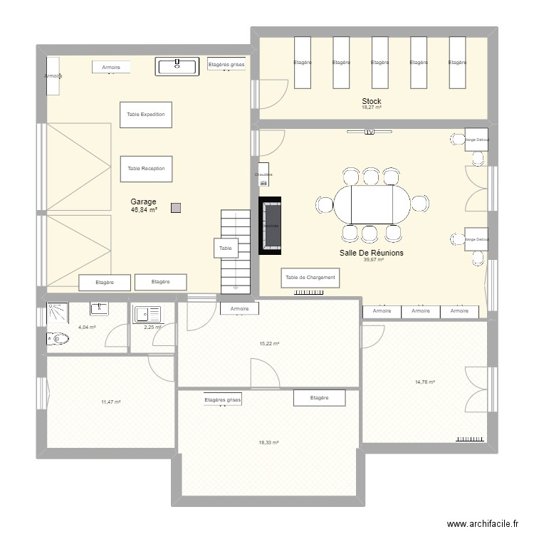 sous sol aménagé. Plan de 9 pièces et 171 m2