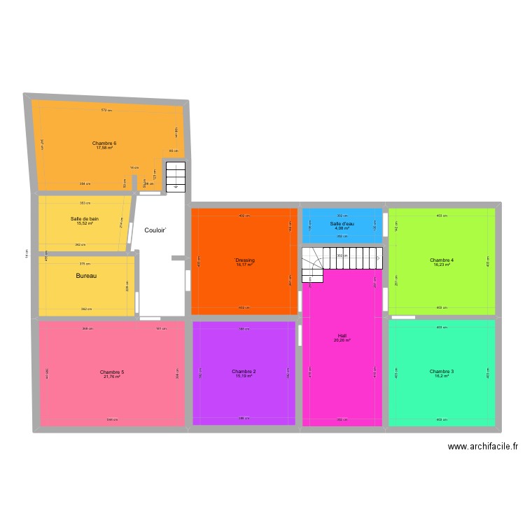 Étage ferme. Plan de 0 pièce et 0 m2