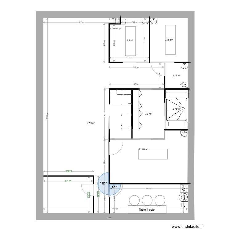 SCI 3L. Plan de 7 pièces et 130 m2