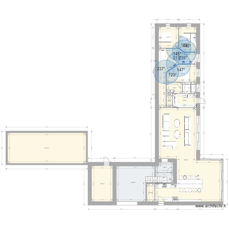 maison flowers. Plan de 16 pièces et 264 m2