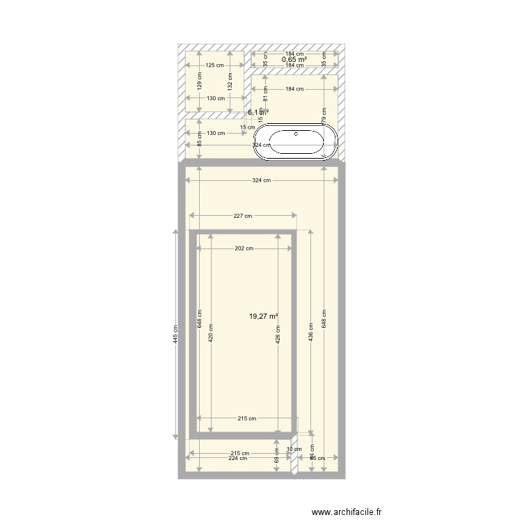 Piscine. Plan de 3 pièces et 26 m2