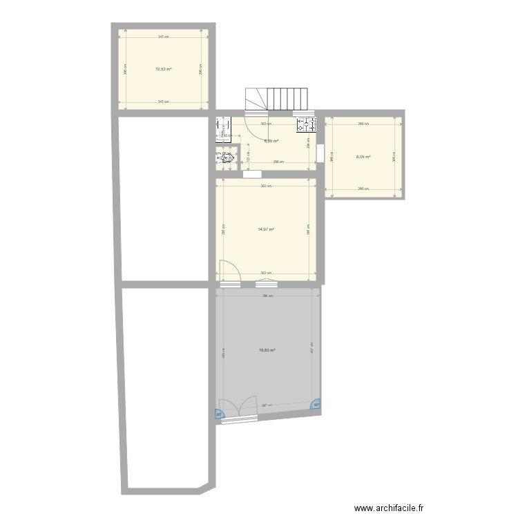 Saintines. Plan de 19 pièces et 219 m2