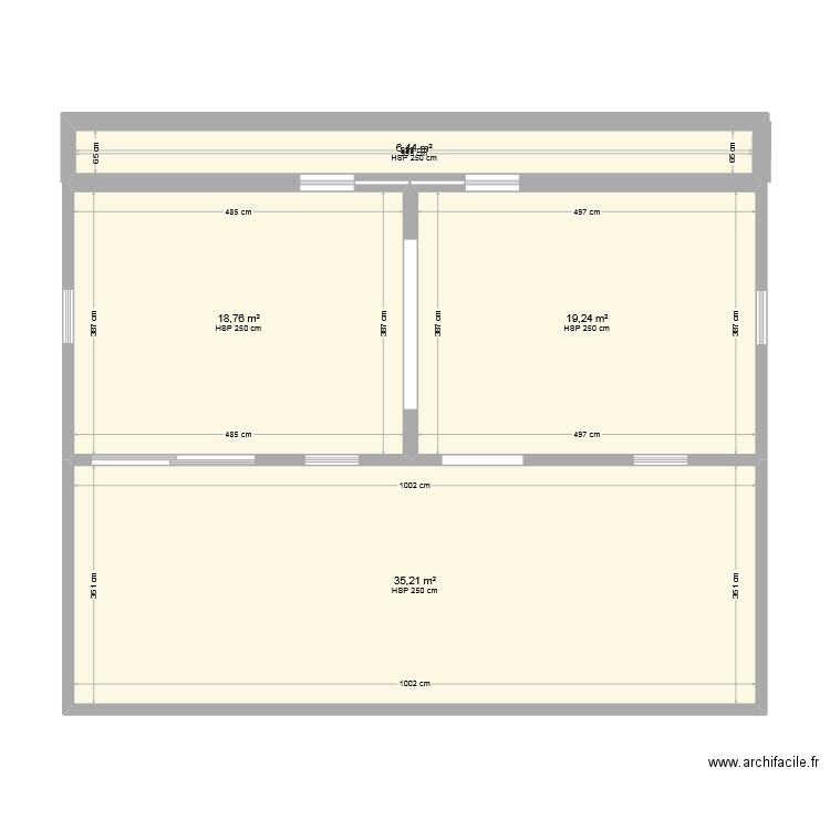 braca. Plan de 4 pièces et 80 m2