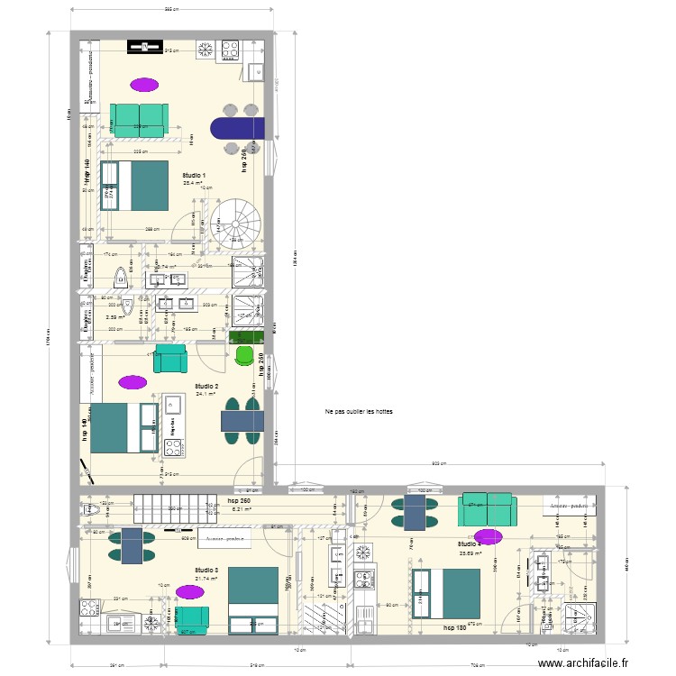 studios 1 2 3 4 etage meublé Z4. Plan de 0 pièce et 0 m2
