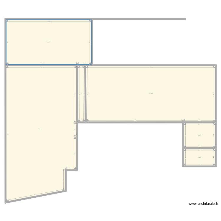 LASTIOLAS. Plan de 6 pièces et 762 m2