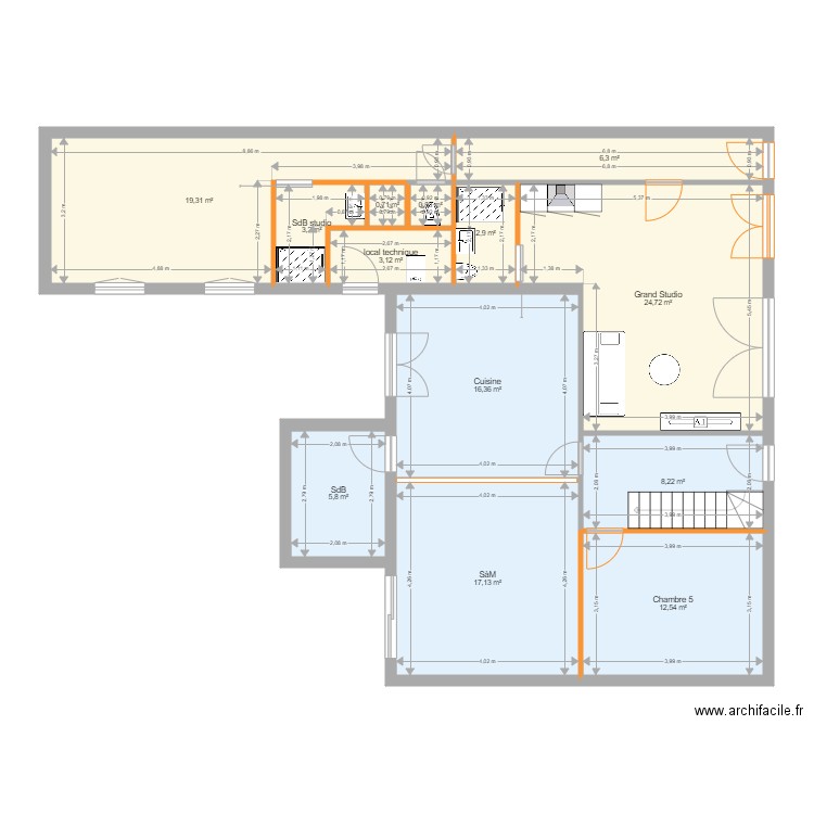 CH ABADIE SC 2 . Plan de 13 pièces et 121 m2