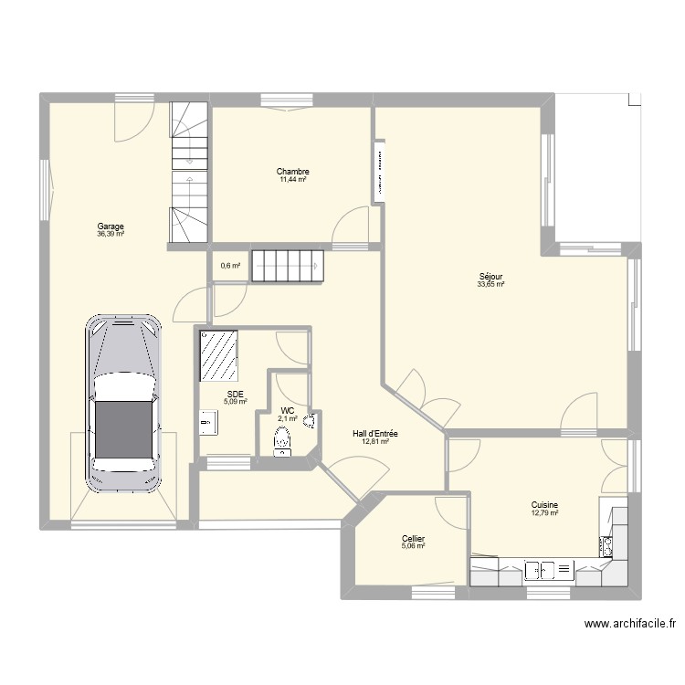 DEFRANCE. Plan de 10 pièces et 121 m2