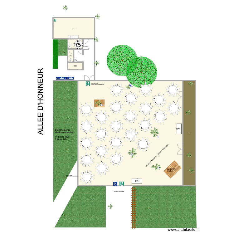 200-250 personnes . Plan de 6 pièces et 489 m2