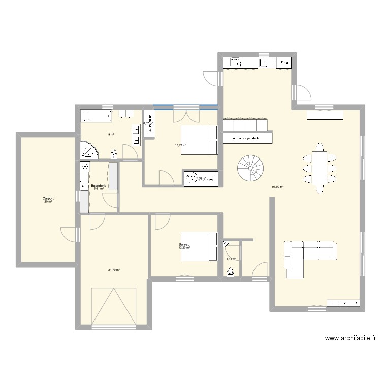 Future maison. Plan de 22 pièces et 323 m2