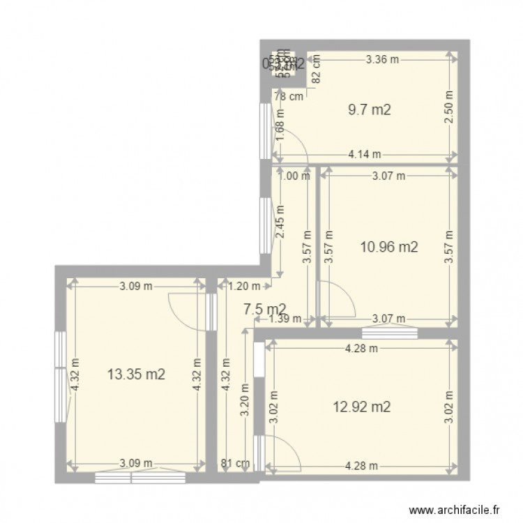 St Etienne étage. Plan de 0 pièce et 0 m2